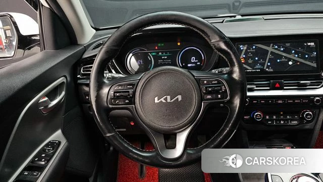 Kia Niro Plus 2022 Белый из Кореи, фото 4