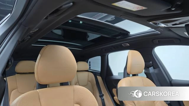 Volvo XC60 second Generation 2018 Белый из Кореи, фото 4