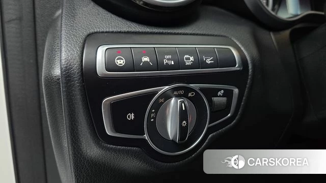 Mercedes-Benz GLC-Class X253 2018 Белый из Кореи, фото 4