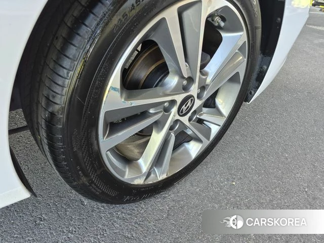 Hyundai Avante AD 2018 Белый из Кореи, фото 4