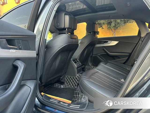 Audi A4L 2020 Темно-серый из Китая, фото 4