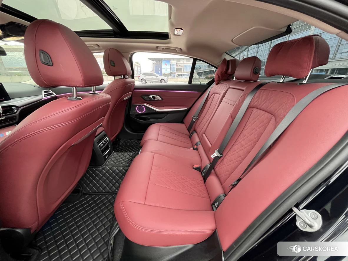 BMW 3 series 2024 Черный из Китая, фото 4