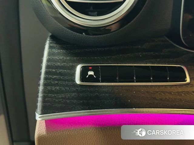 Mercedes-Benz E-Class W213 2019 Серый из Кореи, фото 4