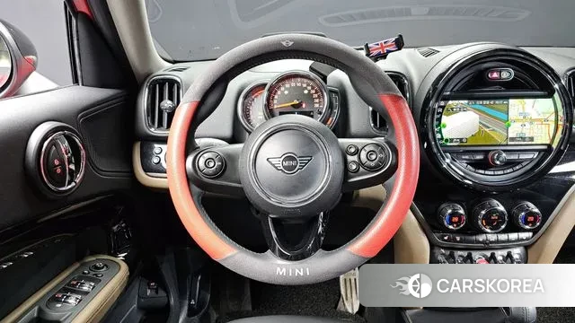 Mini Cooper Countryman 2019 Красный из Кореи, фото 4