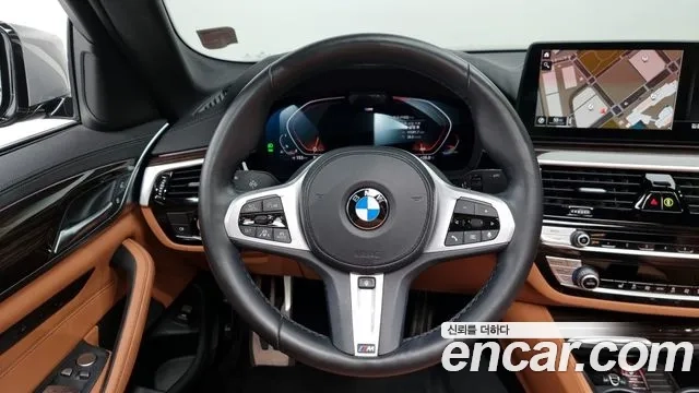 BMW 5 Series (G30) 2022 Серебристо-серый из Кореи, фото 4