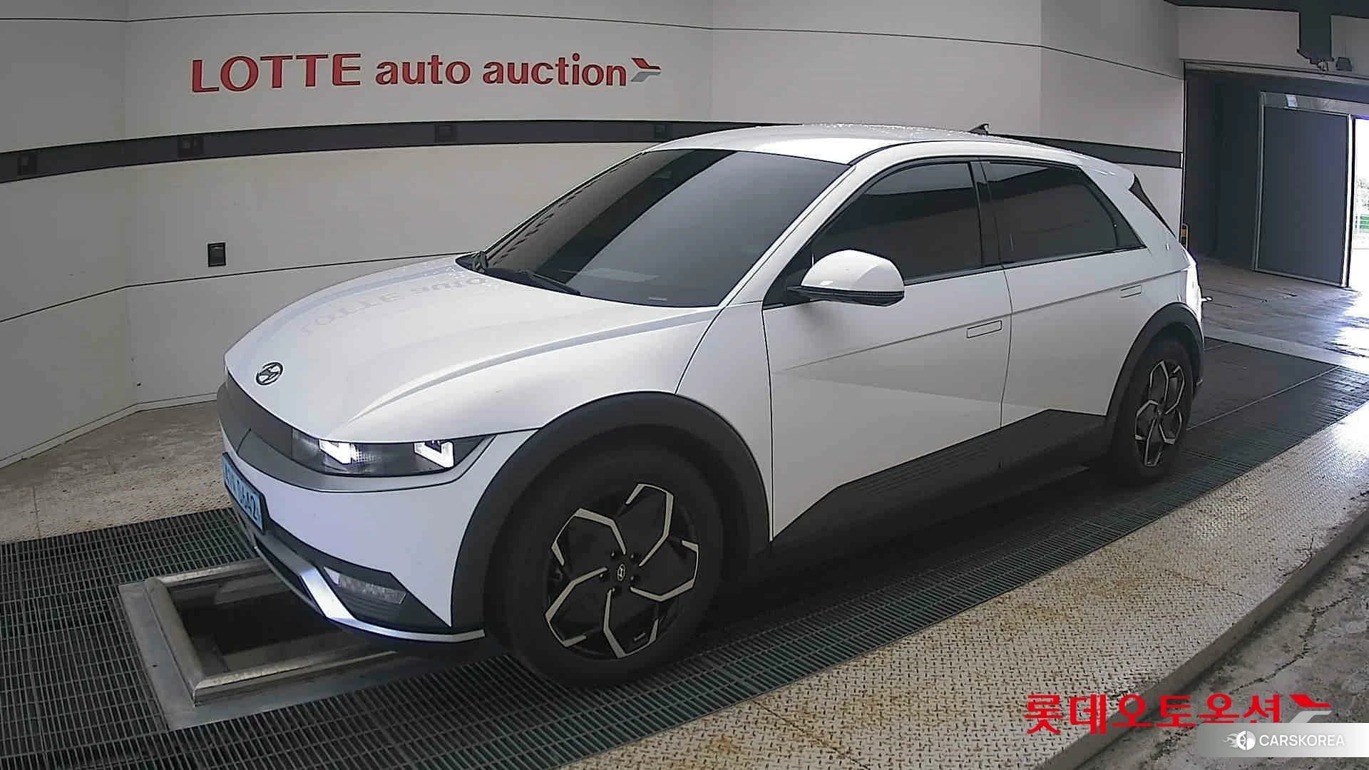 Hyundai IONIQ 5 2022 Atlas White из Кореи, фото 4