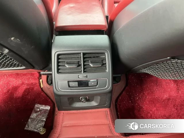 Audi S4 2021 Черный из Китая, фото 4