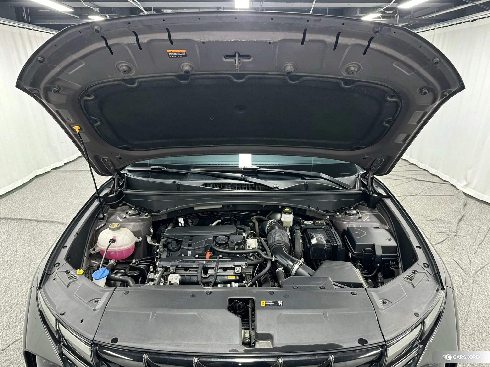 Hyundai Tucson 2021 Темно-серый из Китая, фото 4