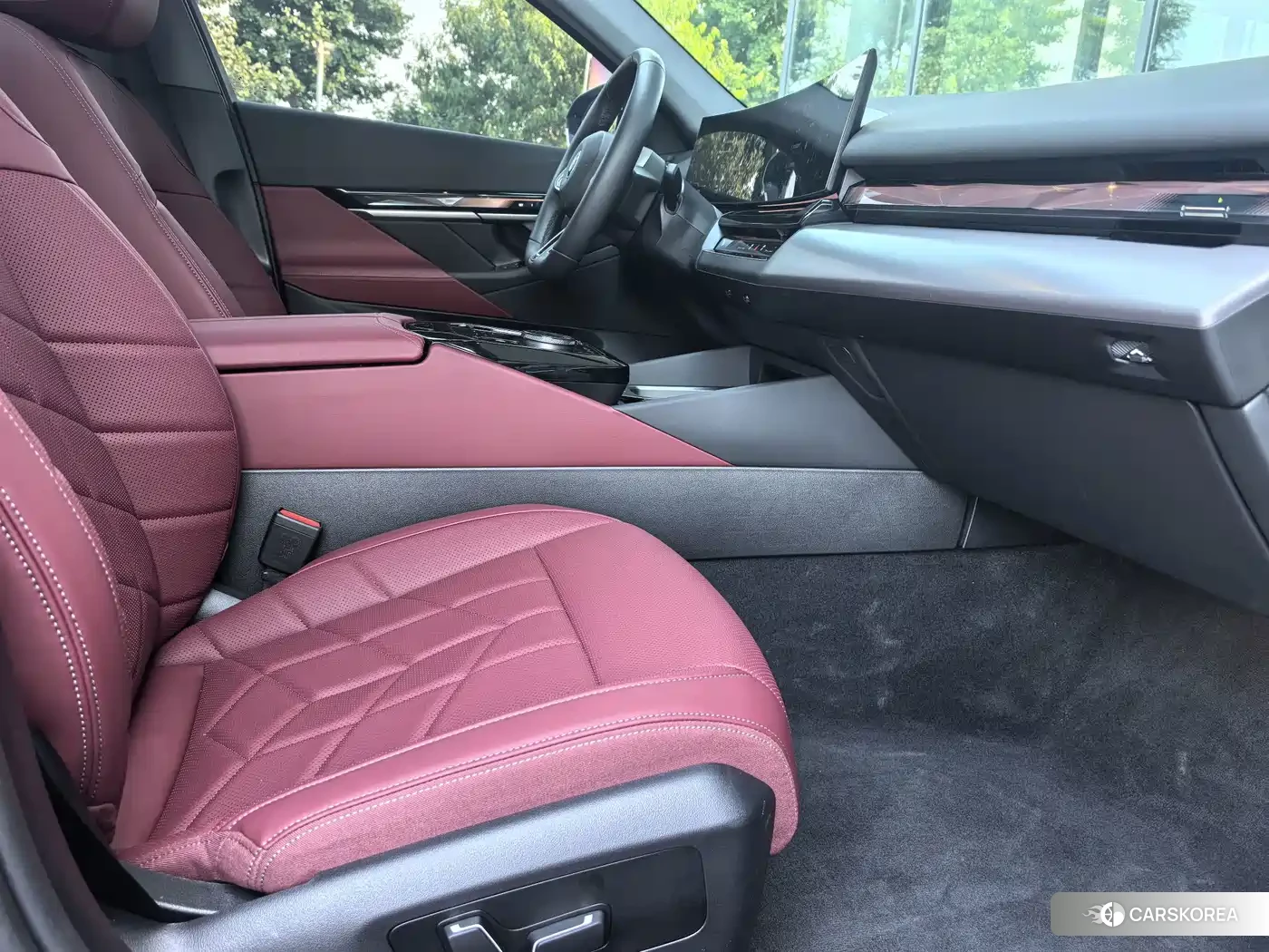 BMW i5 2025 Черный из Китая, фото 4