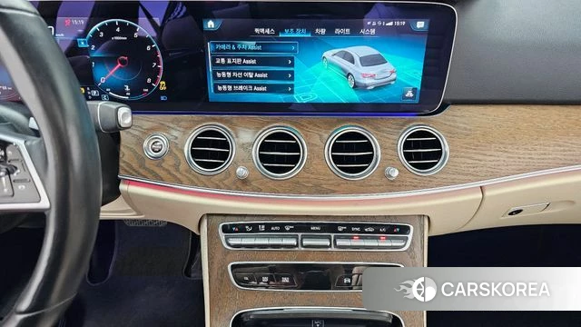 Mercedes-Benz E-Class W213 2023 Черный из Кореи, фото 4