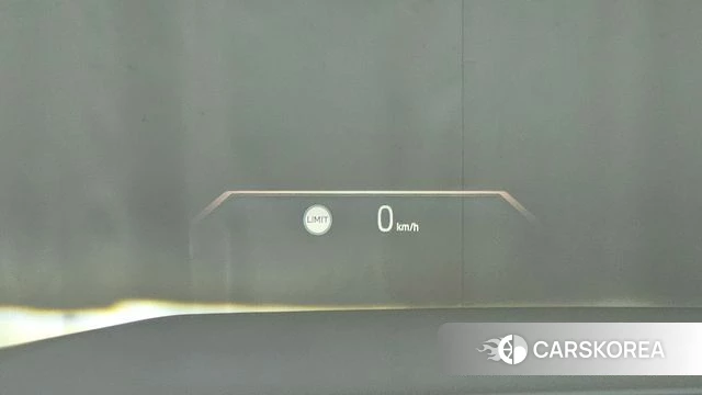 BMW 5 Series (G60) 2024 Белый из Кореи, фото 4