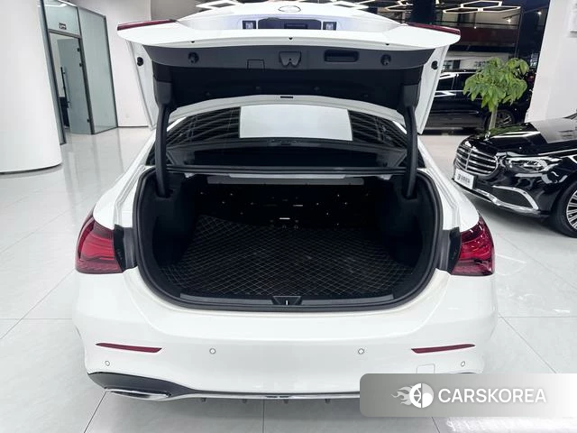 Mercedes-Benz Class A 2025 Белый из Китая, фото 4