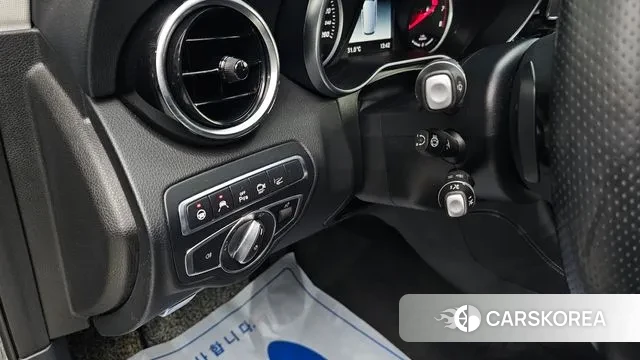 Mercedes-Benz GLC-Class X253 2018 Черный из Кореи, фото 4