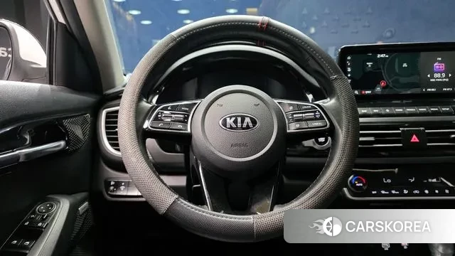Kia Seltos 2019 Белый из Кореи, фото 4