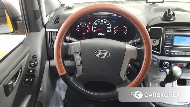 Hyundai The New Grand Starex 2018 Желтый из Кореи, фото 4