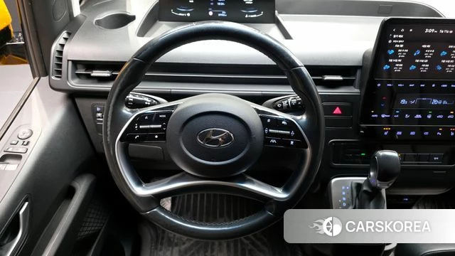 Hyundai Staria 2022 Желтый из Кореи, фото 4