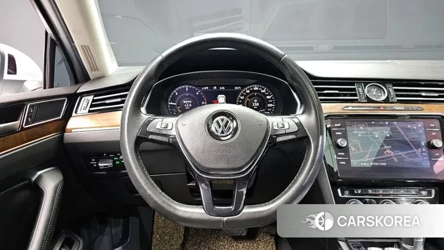 Volkswagen Passat GT (B8) 2018 Серебристо-серый из Кореи, фото 4