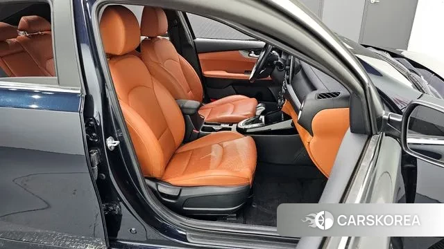 Kia The New K3 2nd generation 2023 Синий из Кореи, фото 4