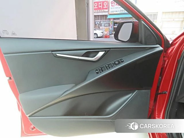 Kia Di Ol Nu Niro 2022 Красный из Кореи, фото 4
