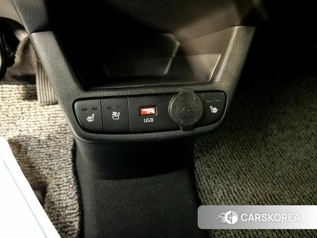 Kia The New Kia Ray 2023 Белый из Кореи, фото 4