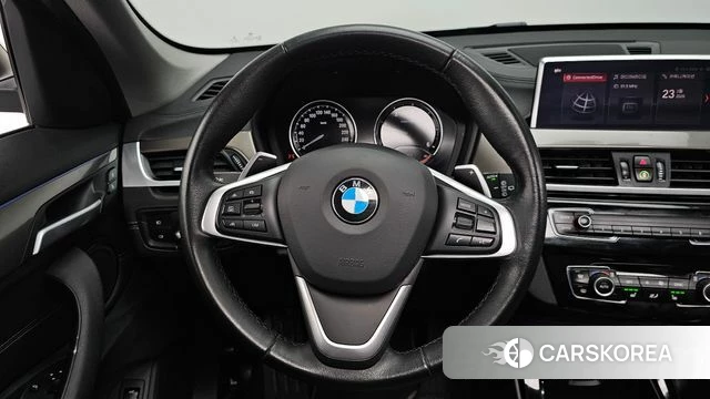 BMW X1 (F48) 2021 Серебристо-серый из Кореи, фото 4