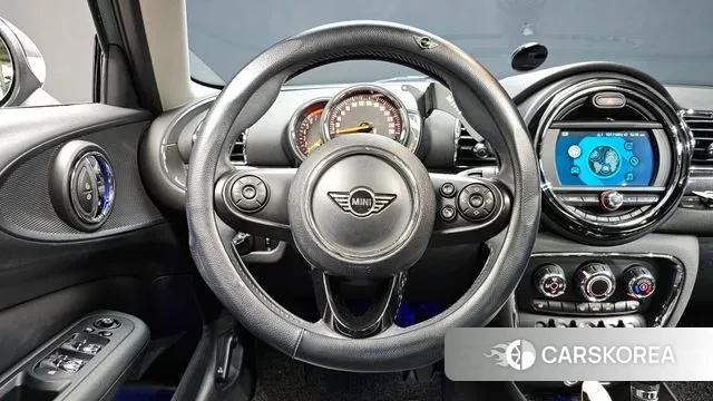 Mini Cooper Clubman 2018 Светло-зеленый из Кореи, фото 4