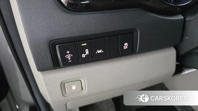 Kia The New Carnival 2018 Серебряный из Кореи, фото 4