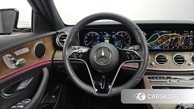 Mercedes-Benz E-Class W213 2023 Белый из Кореи, фото 4