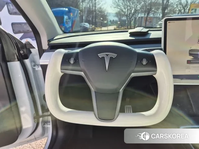 Tesla Model Y 2022 Белый из Кореи, фото 4