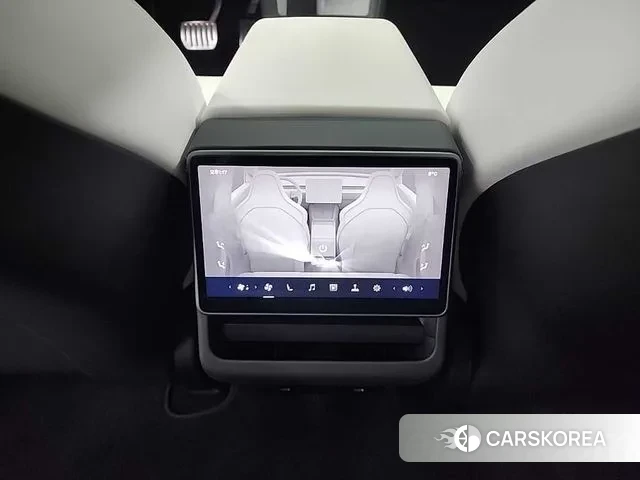 Tesla Model 3 2025 Серый из Кореи, фото 4