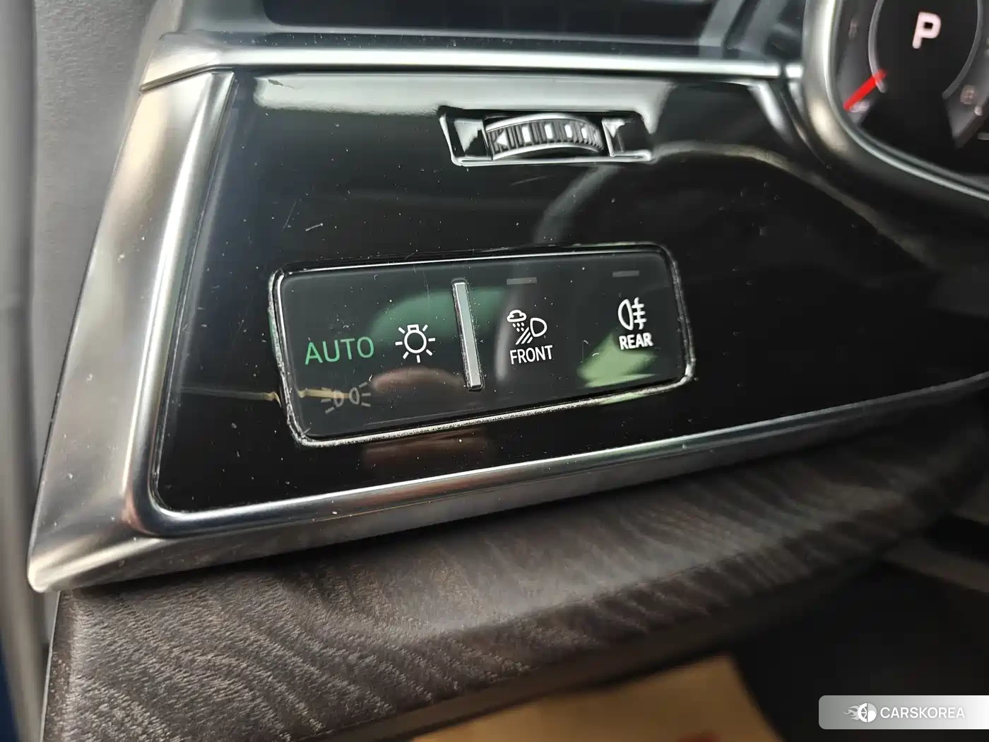 Audi Q8 2021 Синий из Китая, фото 4