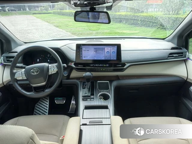 Toyota Saina 2022 Белый из Китая, фото 4