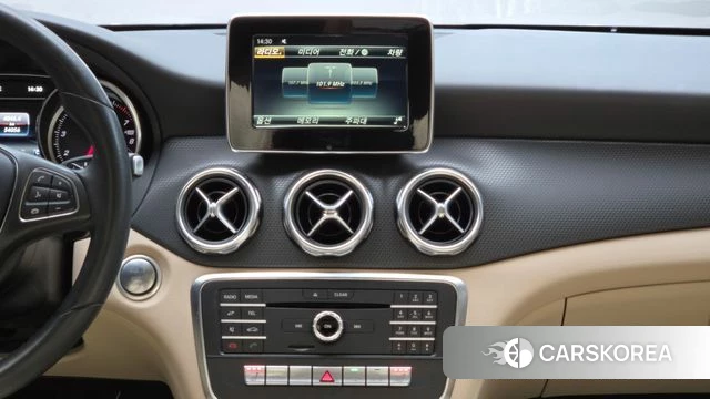 Mercedes-Benz GLA-Class X156 2018 Серый из Кореи, фото 4
