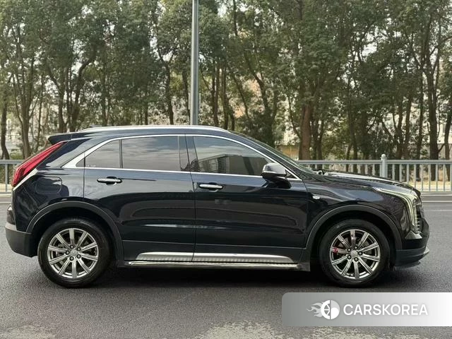 Cadillac XT4 2021 Черный из Китая, фото 4