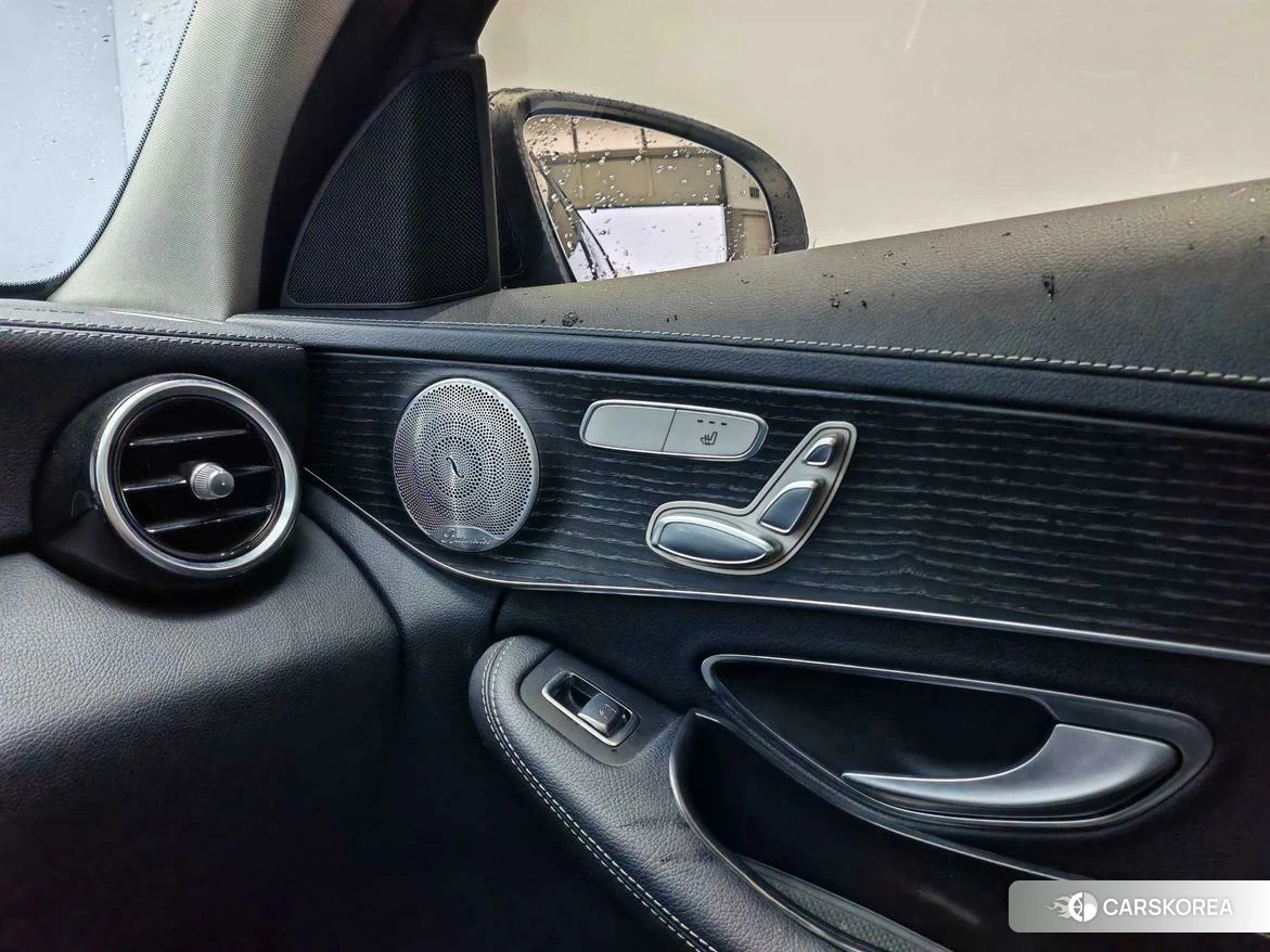 Mercedes-Benz Class C 2020 Белый из Китая, фото 4