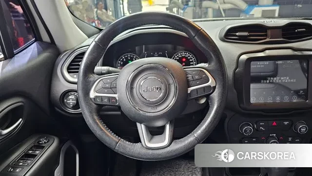 Jeep Renegade 2018 Белый из Кореи, фото 4