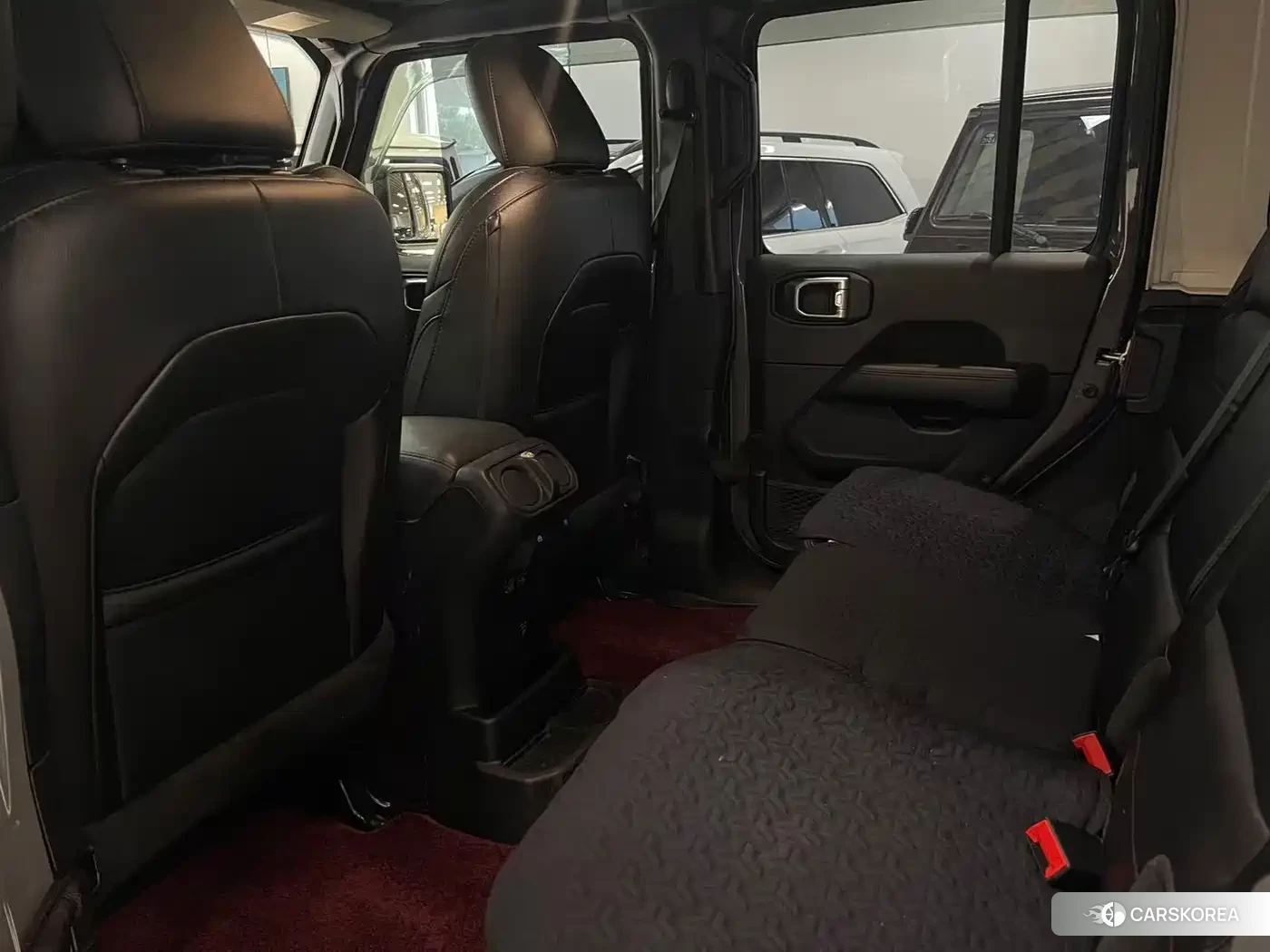 Jeep Wrangler 2021 Silver/gray из Китая, фото 4