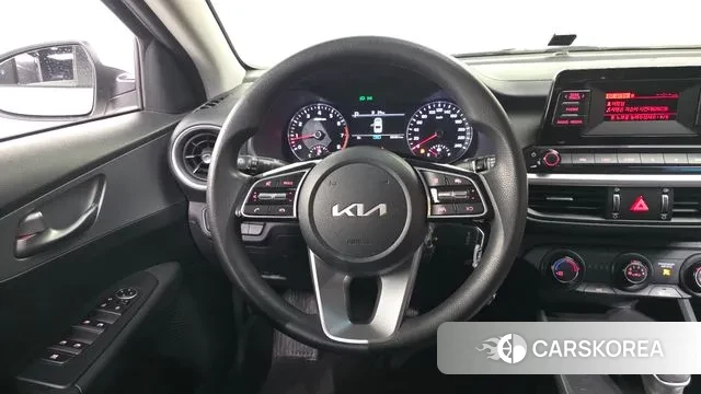Kia The New K3 2nd generation 2021 Белый из Кореи, фото 4
