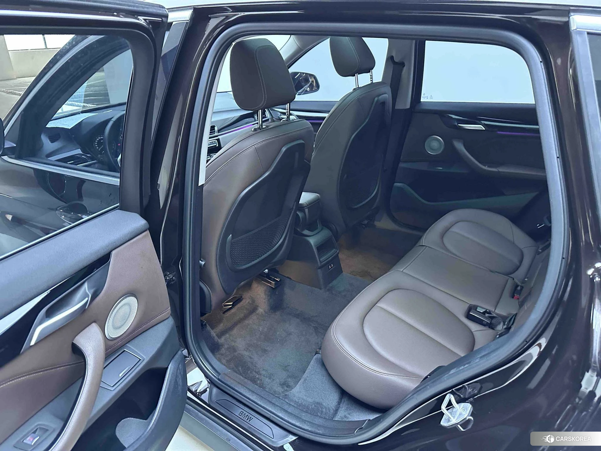 BMW X1 2021 Черный из Китая, фото 4