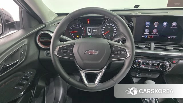 Chevrolet (GM Daewoo) Trax Crossover 2024 Серебристо-серый из Кореи, фото 4