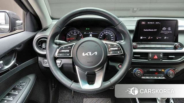 Kia The New K3 2nd generation 2022 Серый из Кореи, фото 4