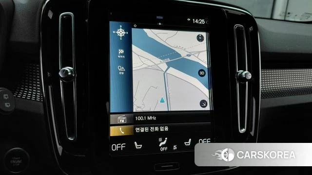 Volvo XC40 2021 Белый из Кореи, фото 4