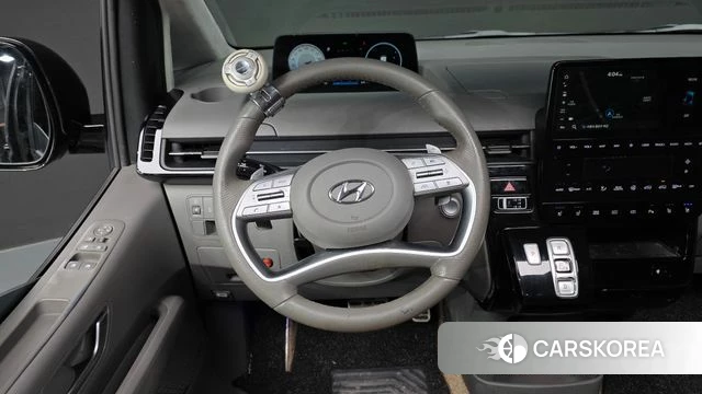 Hyundai Staria 2022 Черный из Кореи, фото 4