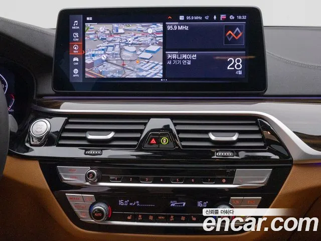 BMW 5 Series (G30) id 2679066 из Кореи 4