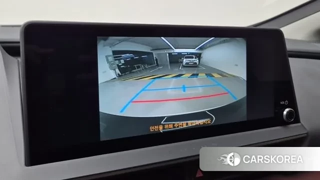 Toyota Prius 5th Generation 2023 Белый из Кореи, фото 4