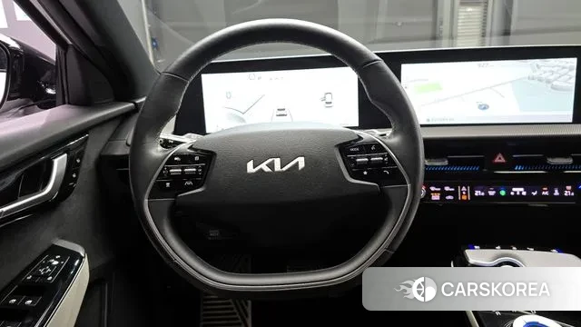 Kia EV6 2023 Белый из Кореи, фото 4