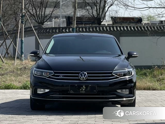 Volkswagen Magotan 2022 Черный из Китая, фото 4