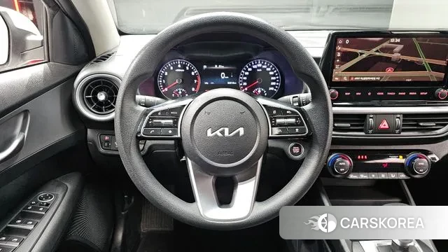 Kia The New K3 2nd generation 2022 Белый из Кореи, фото 4