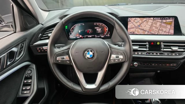 BMW 1 Series (F40) 2021 Черный из Кореи, фото 4