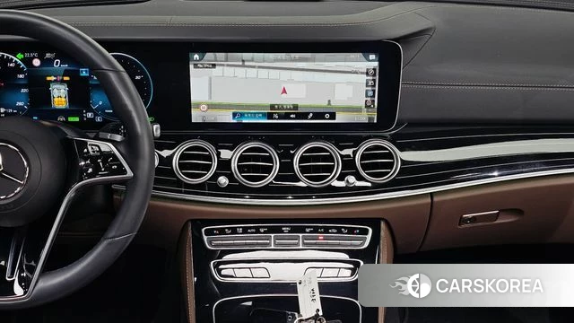 Mercedes-Benz E-Class W213 2022 Белый из Кореи, фото 4